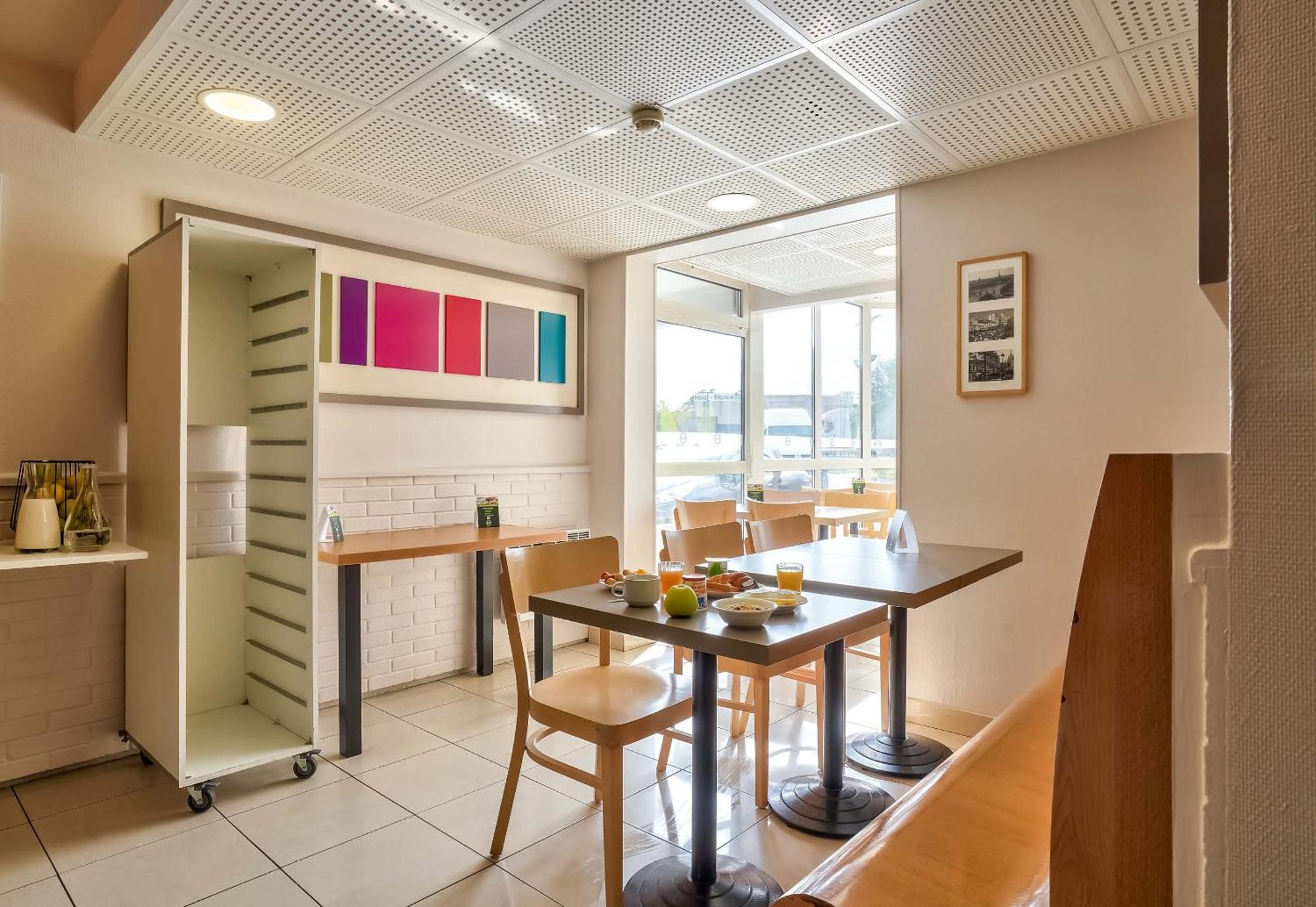 B&B Hôtel Herblay Hotel 2*