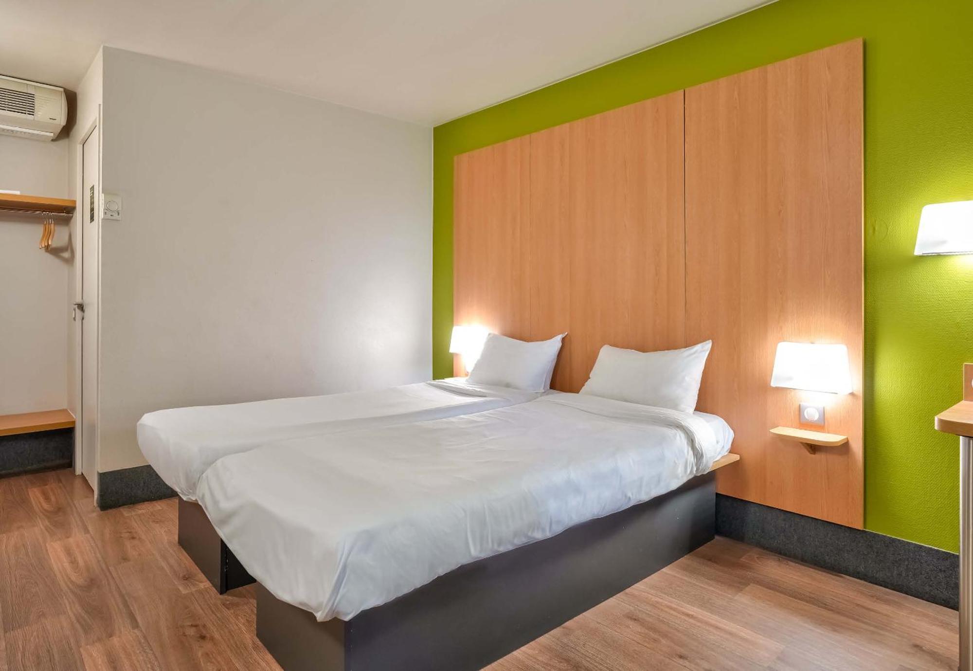 B&B Hôtel Herblay Hotel