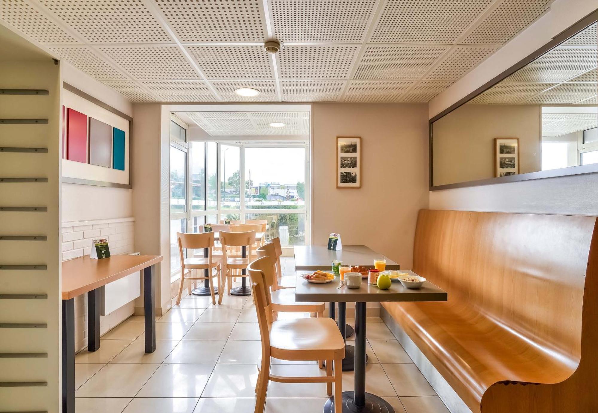 B&B Hôtel Herblay 2*